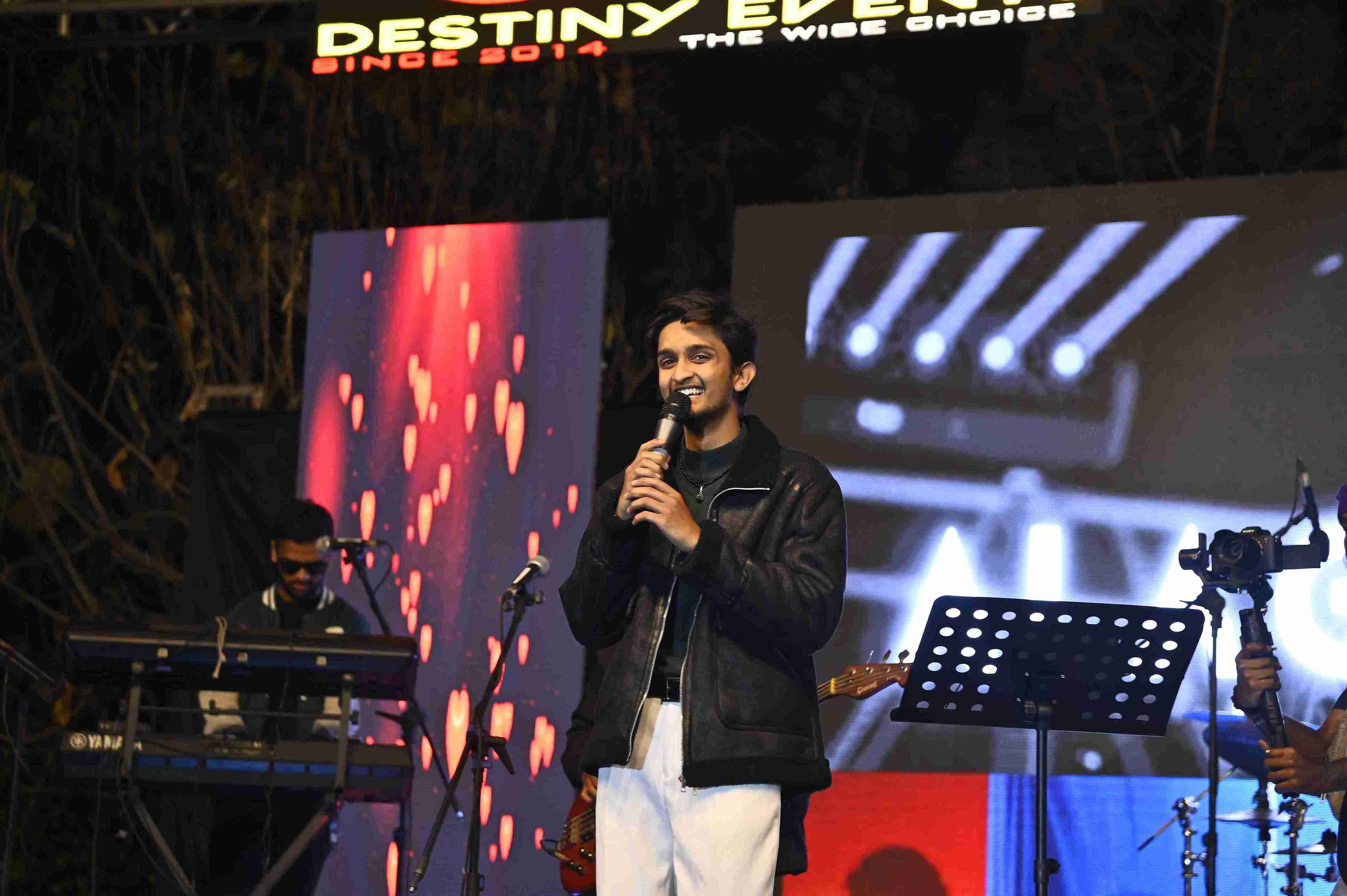 Celebrity Night - Day 2 Image 6